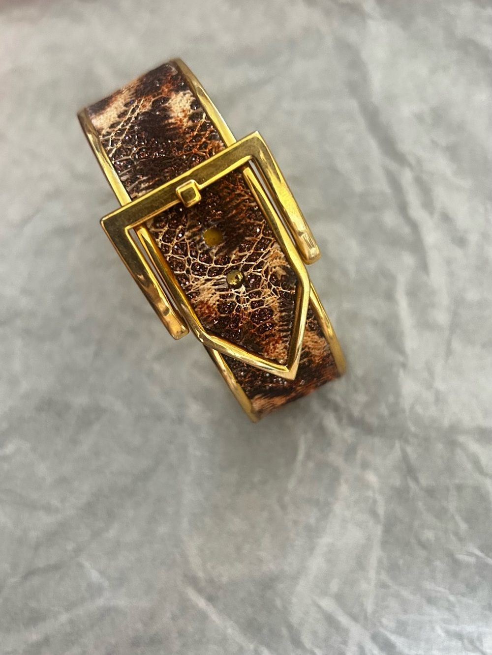 Vintage Gold-Tone Buckle Brown Textured Leather Men's Bracelet